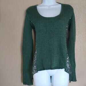 Melanera Sweater scoop neck Green with Lace Sequin S/M